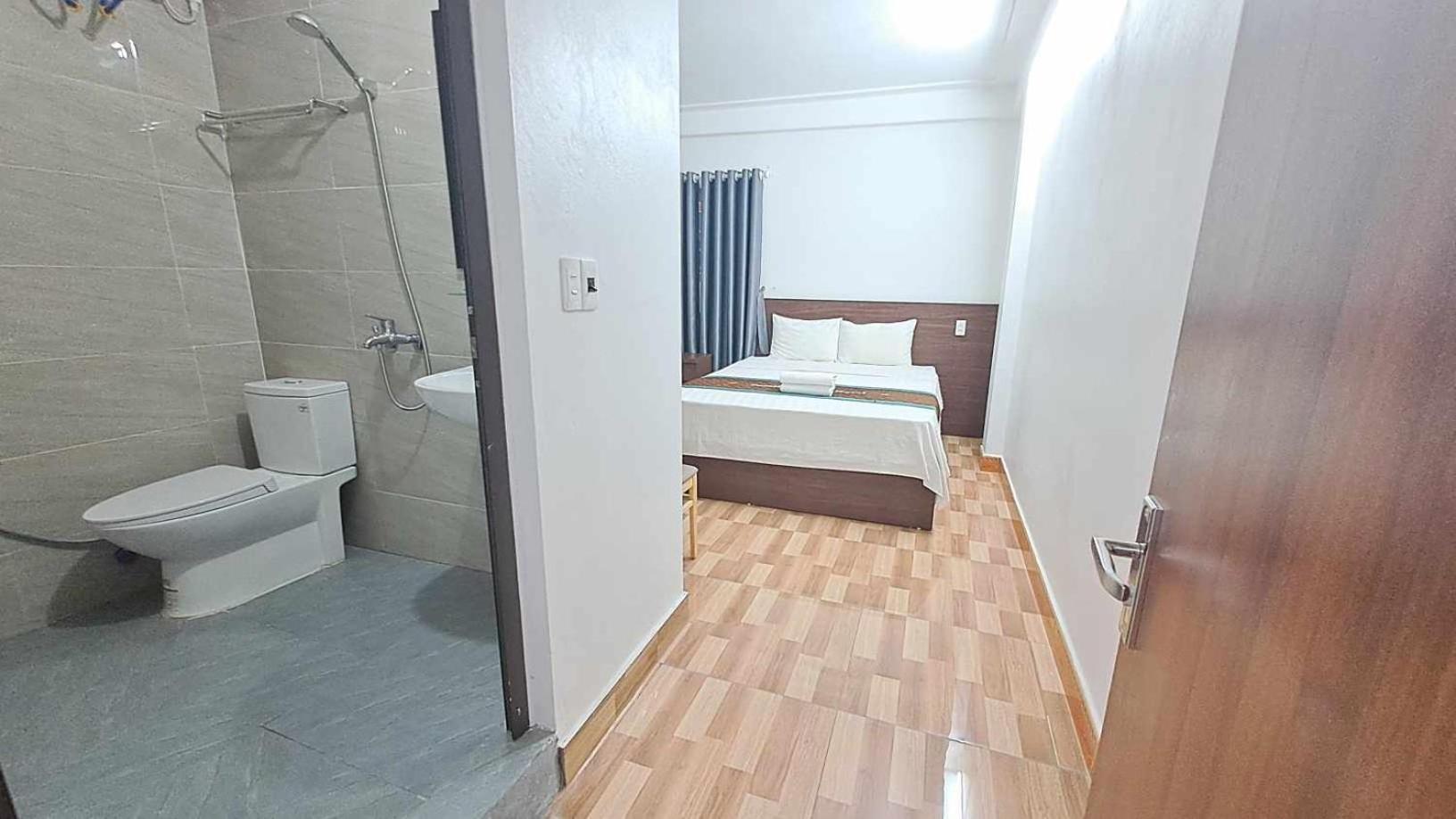 Hotel Family Transit Noi Bai 2*