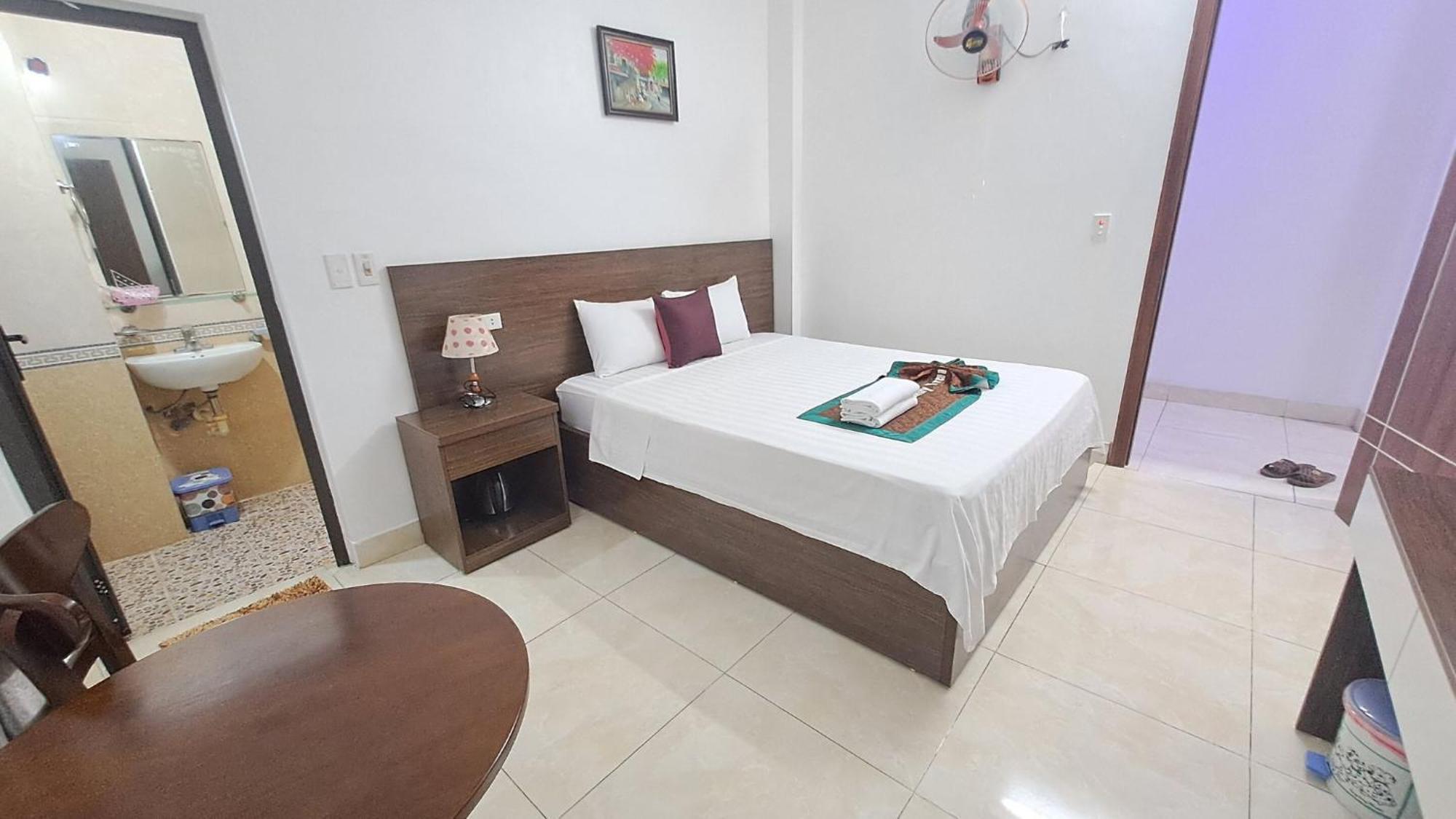 Hotel Family Transit Noi Bai